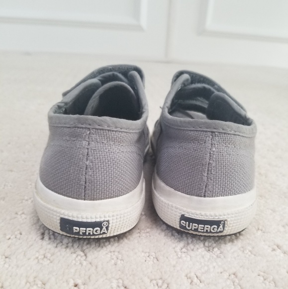 SOLD. Superga Italian kids velcro shoes, size 27 - Picture 3 of 6